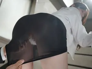 sex em chỉ đút vào 1 cm thôi